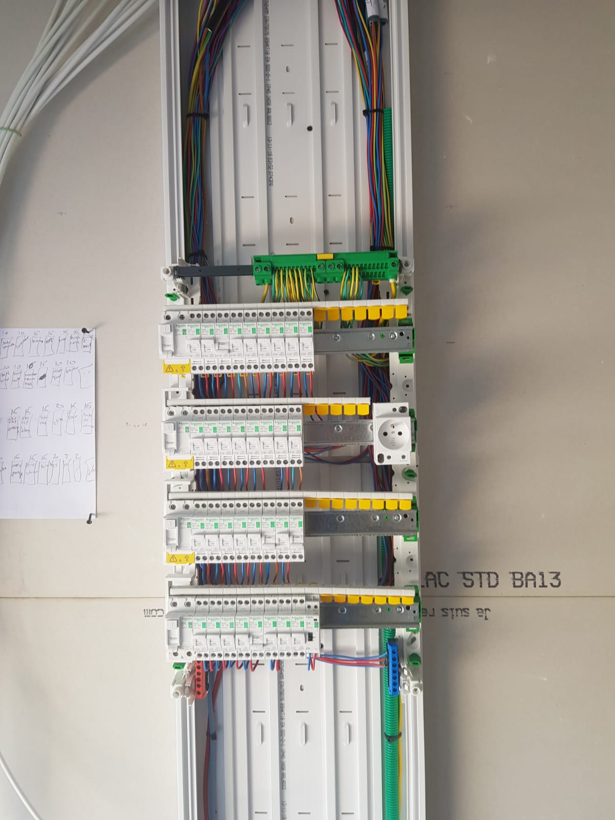 SERVICES ÉLECTRICITÉ